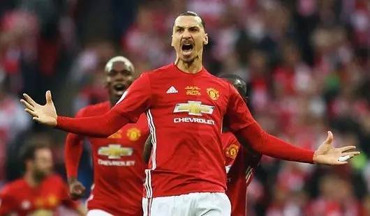 后卫也不甘 后卫也不甘